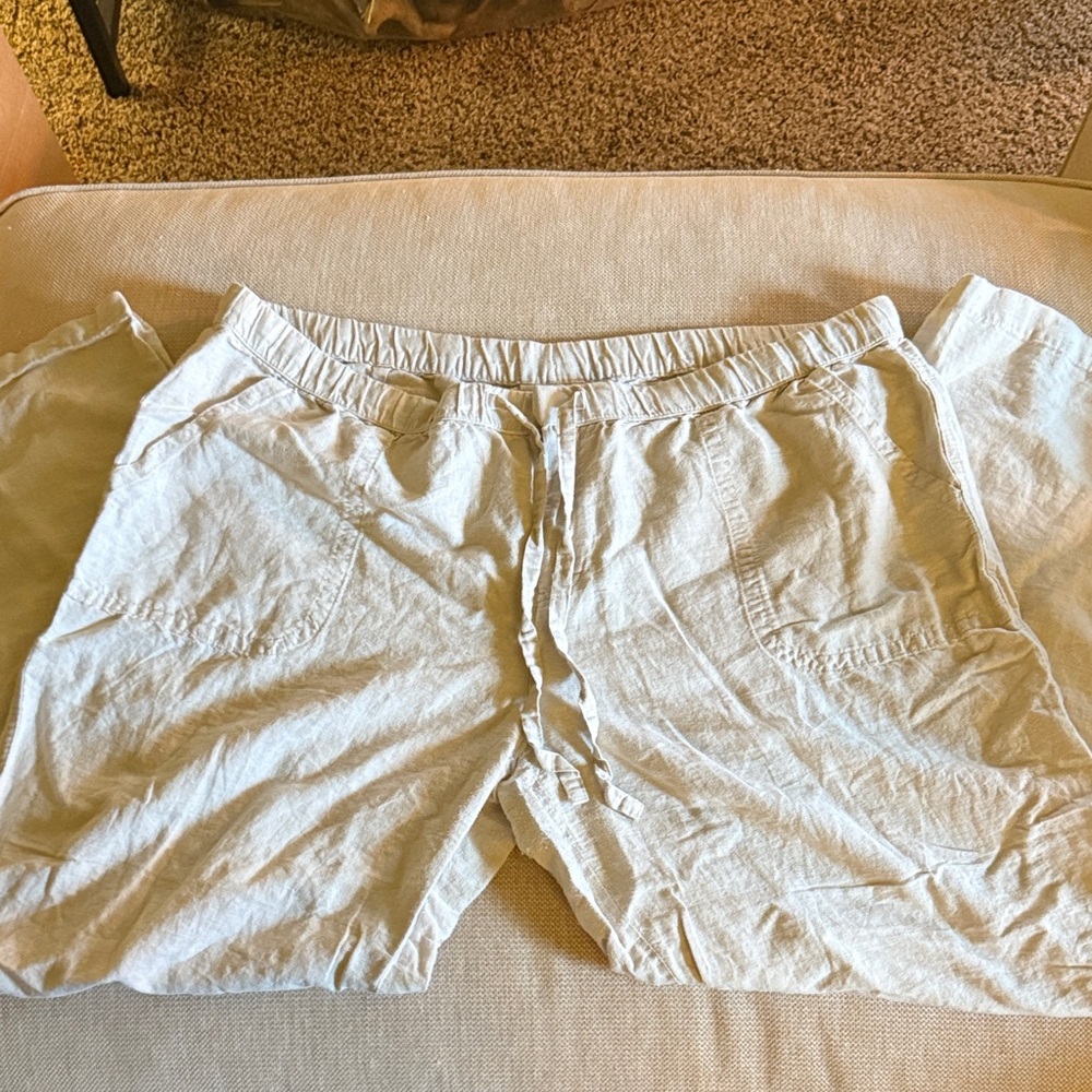 Liz Claiborne Women's Cream Straight Leg linen Pants
